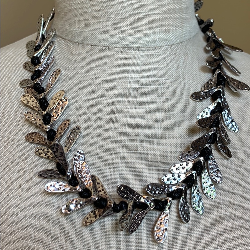 🔆Black cord necklace with hammered silver